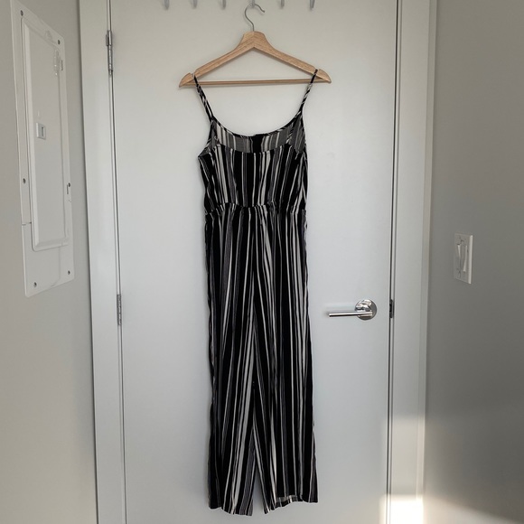 Guess Striped Jumpsuit - Picture 2 of 9